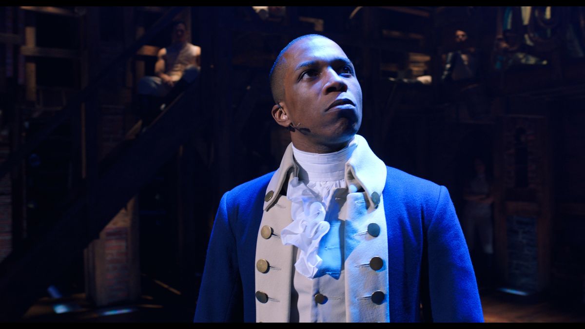 Leslie Odom Jr. nel ruolo di Aaron Burr a Hamilton.