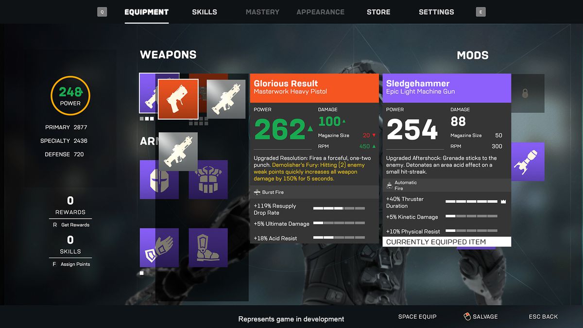 Un giocatore di Inno guarda il loro inventario e le armi