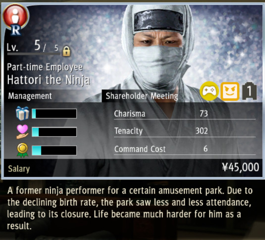 La pagina delle statistiche di un dipendente in Yakuza: Like a Dragon's Ichiban Confections sim management