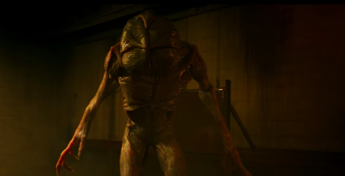 Un demogorgone emerge in una cella in Russia.