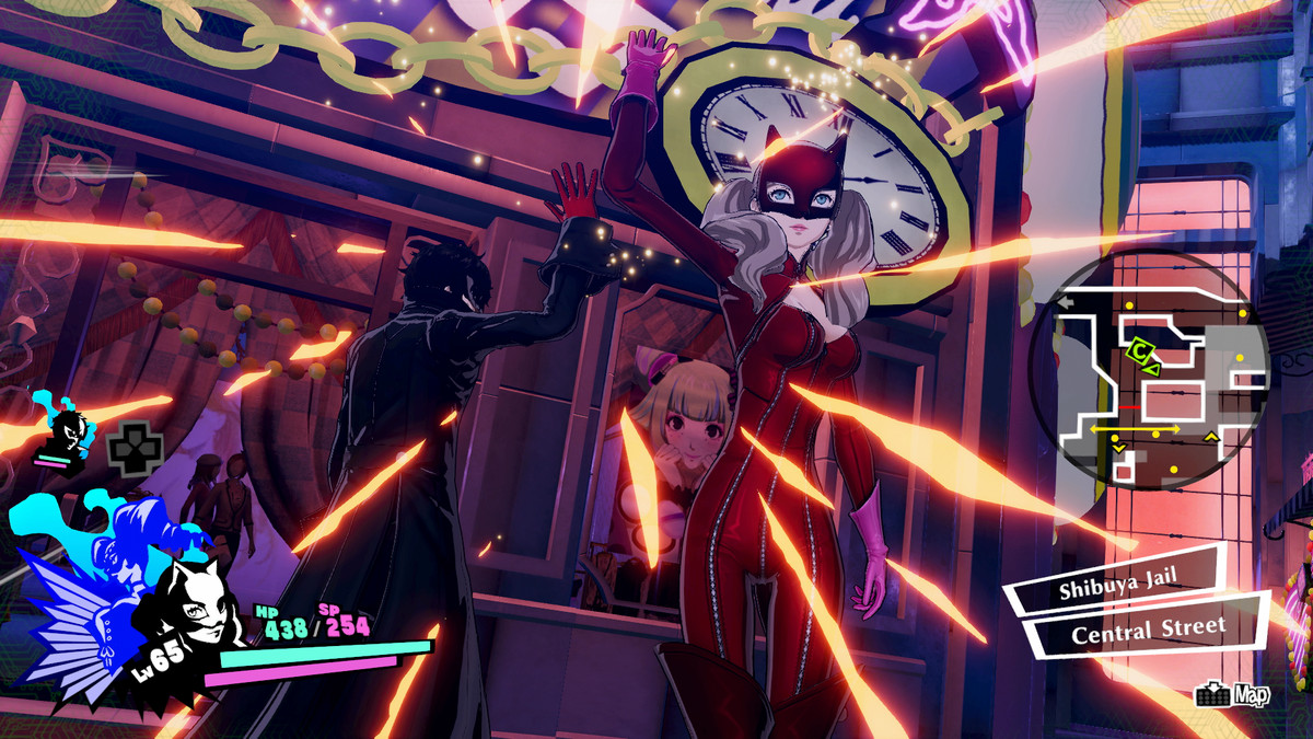 Joker e Ann combattono in Persona 5 Strikers