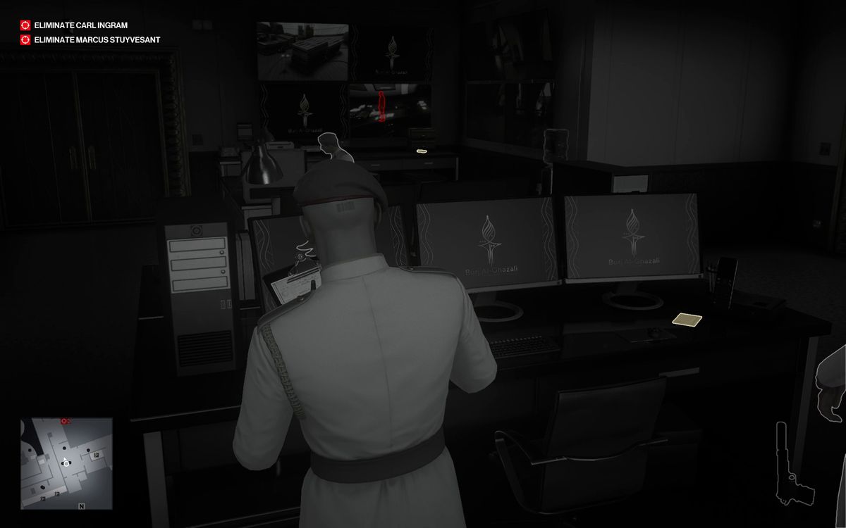 a Hitman 3 screenshot showing Agent 47’s grayscale Instinct vision, with a keycard on a table highlighted in yellow and a target highlighted in red