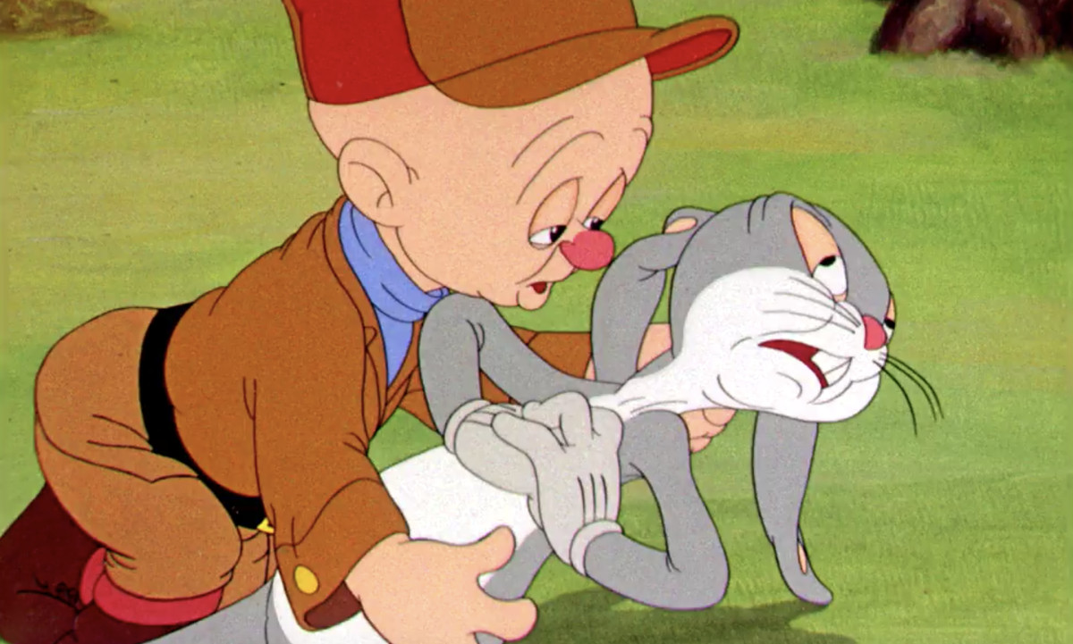 Elmer Fudd tiene tristemente in braccio Bugs, che finge a lungo di morire