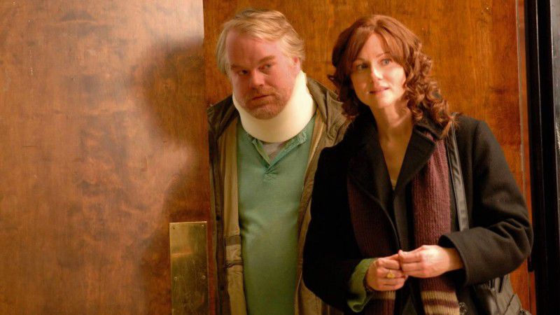 Philip Seymour Hoffman e Laura Linney in The Savages (2007)