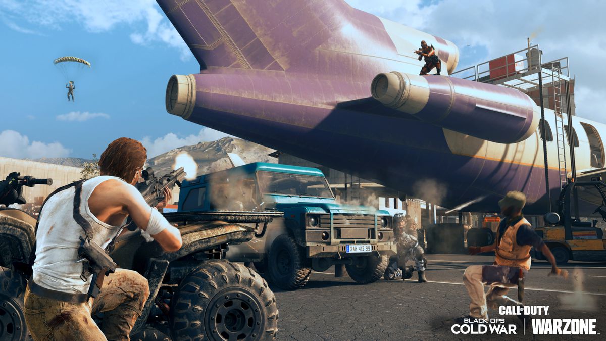 I giocatori hanno una sparatoria nella fabbrica di aeroplani di Verdansk '84 in Call of Duty: Warzone