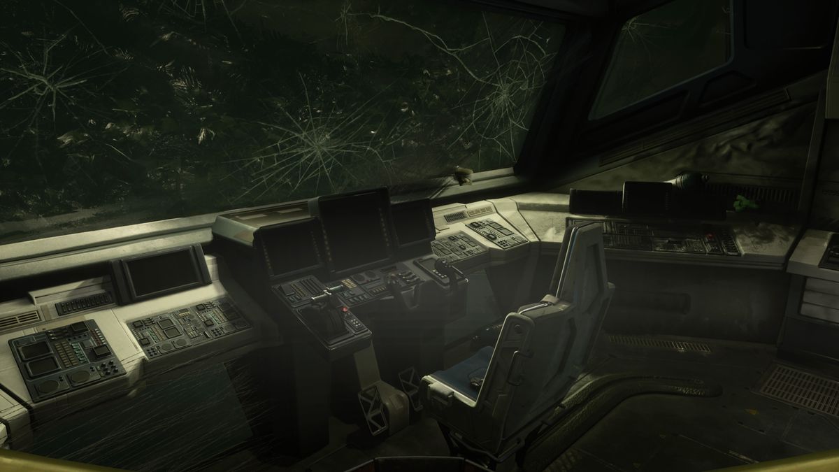 L'interno dell'astronave di Selene precipitata a Returnal