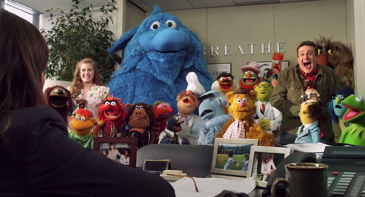 amy adams, un gruppo di muppet e jason segel