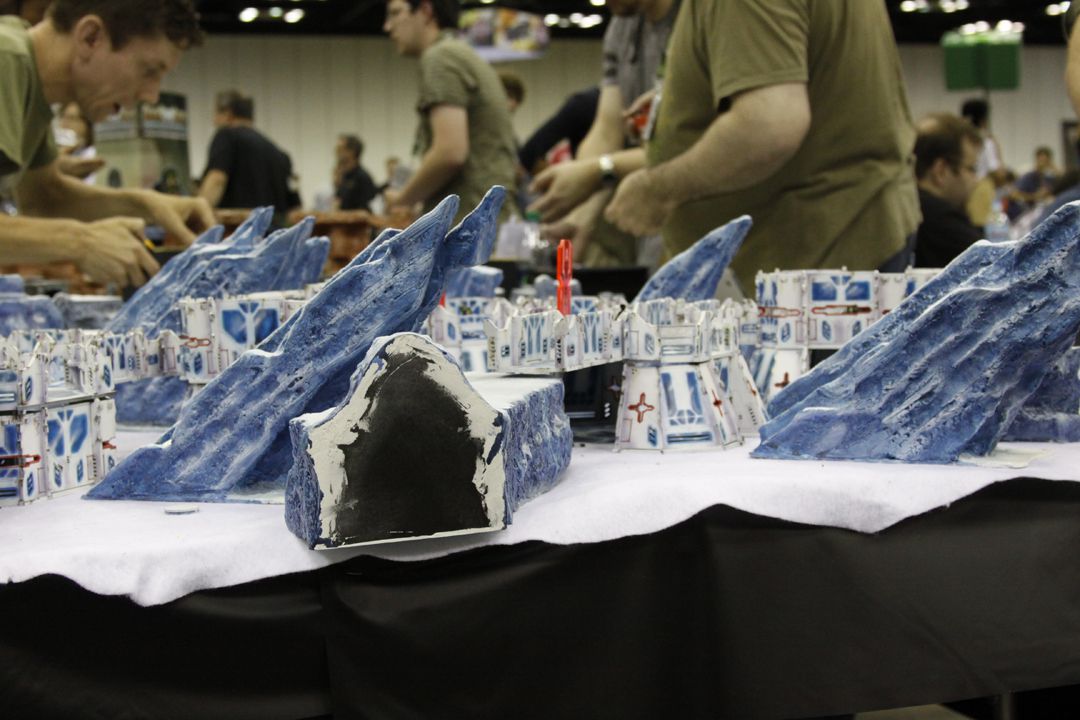 La sala dei wargames Gen Con presenta una galleria di saggi fotografici