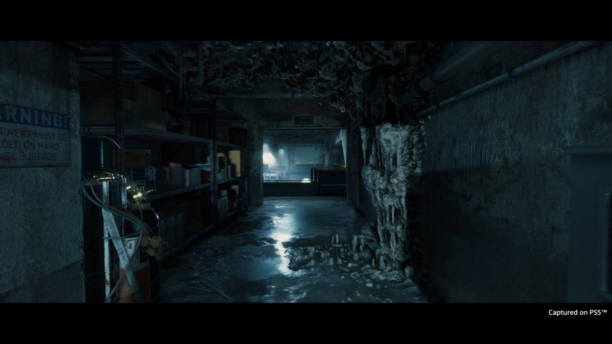 Una sezione delle nuove missioni di fabbrica aggiunte in Death Stranding: Director's Cut