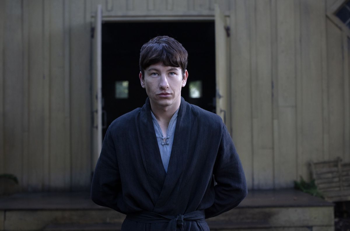 Druig (Barry Keoghan) indossa una veste in Eternals