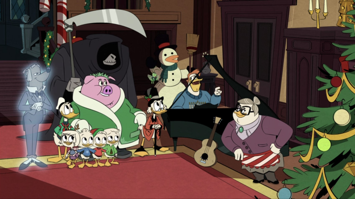 The characters of Ducktales (2017) gather around to sing Christmas carols.