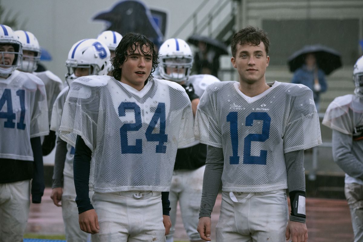 Jonathan e Jordan Kent, adatti per il calcio in Superman & Lois