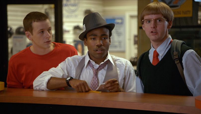 Donald Glover, DC Pierson e Dominic Dierkes in Mystery Team.