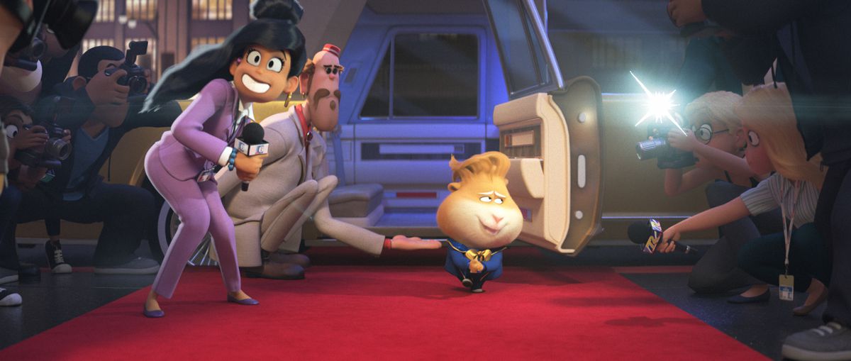 tiffany intervista il professor Marmalade, un porcellino d'India, sul tappeto rosso