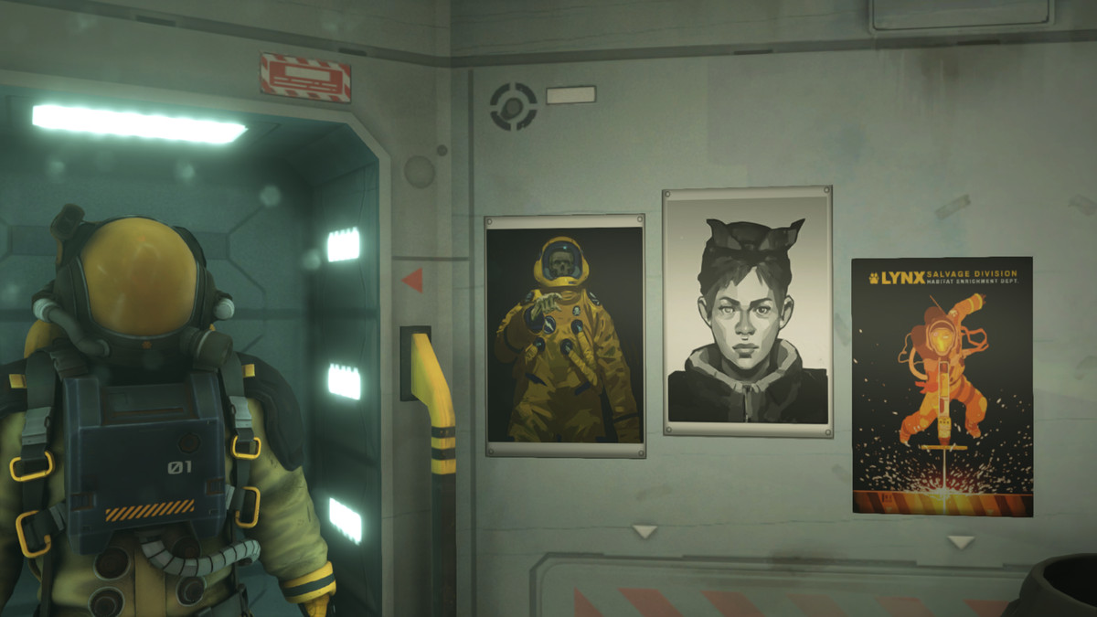 Hardspace: screenshot di Shipbreaker di una tuta spaziale e poster sul muro.