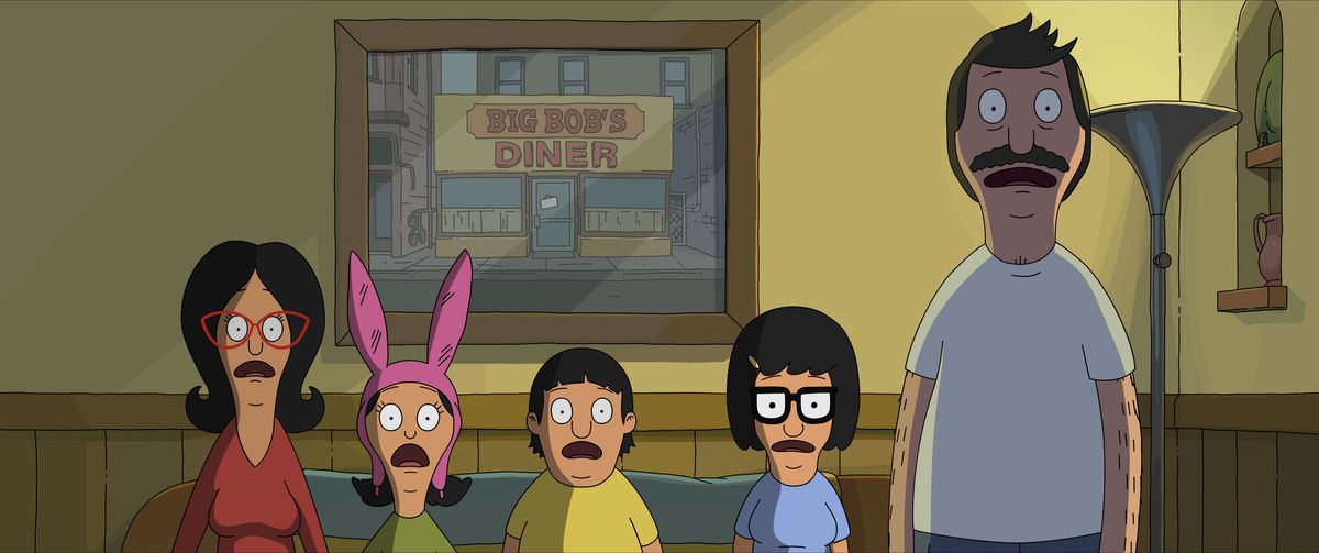 Linda Belcher (doppiata da John Roberts), Louise Belcher (doppiata da Kristen Schaal), Gene Belcher (doppiata da Eugene Mirman), Tina Belcher (doppiata da Dan Mintz) e Bob Belcher (doppiata da H. Jon Benjamin) nel 20° secolo IL FILM DI THE BOB'S BURGERS degli Studios