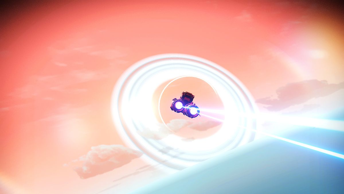 No Man's Sky - una nave con due motori naviga su un oceano blu, attraverso un cielo nuvoloso rosa. In lontananza c'è un pianeta circondato da anelli.