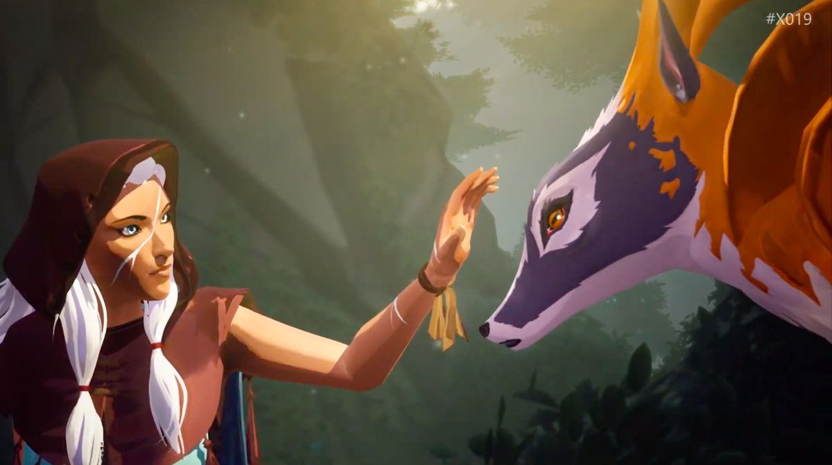 Everwild - una donna con i capelli bianchi si allunga per toccare il naso di una fantastica bestia simile a un cervo