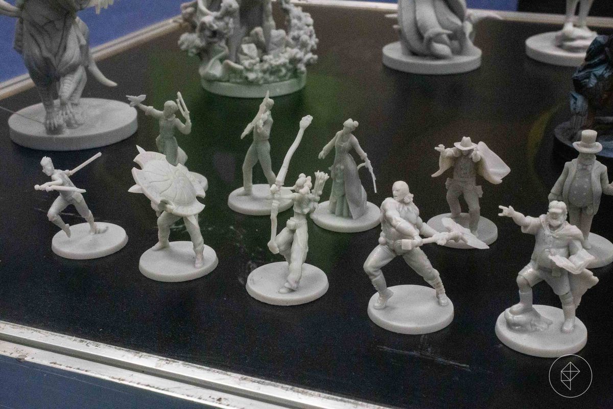 Modelli dei personaggi dei giocatori nello stile di base e in abiti storici.