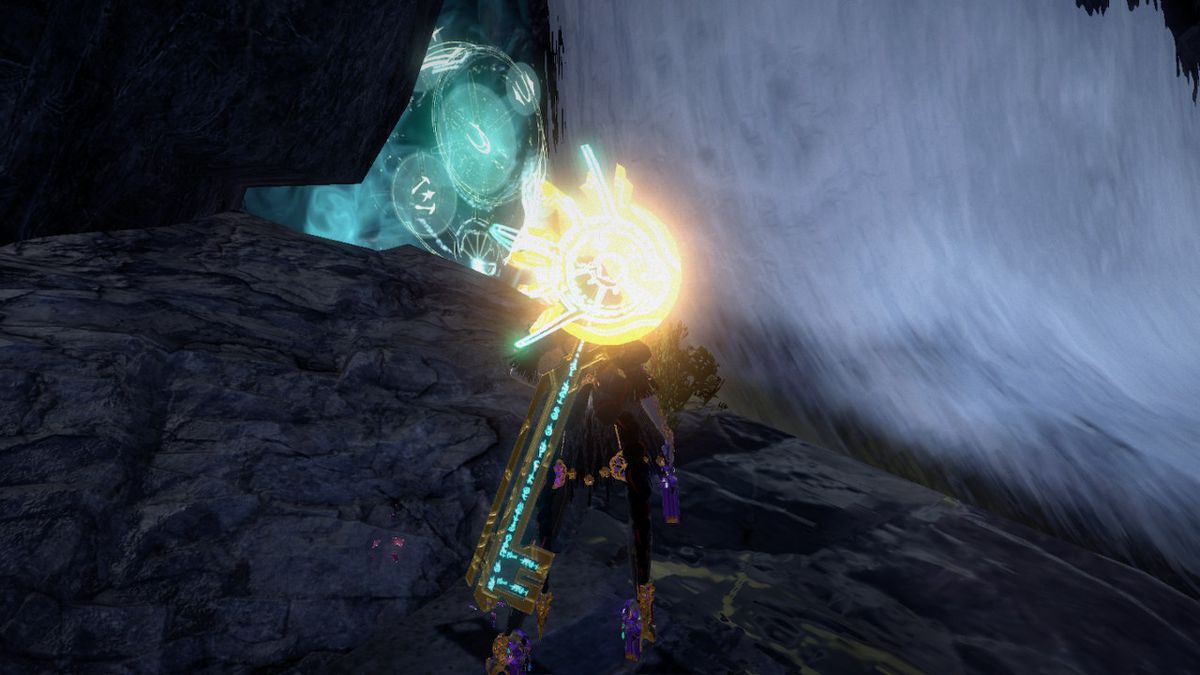 Bayonetta raccoglie un Broken Witch Heart vicino a una cascata in Bayonetta 3.