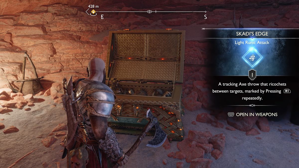 Kratos apre uno scrigno leggendario in God of War Ragnarok