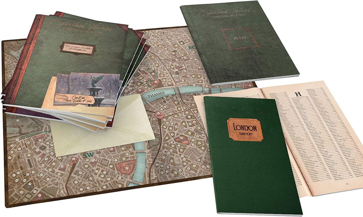 I contenuti di Sherlock Holmes Consulting Detective - Gli Irregolari di Baker Street.  Include una mappa di Londra e diversi opuscoli, incluso quello che sembra un elenco telefonico.