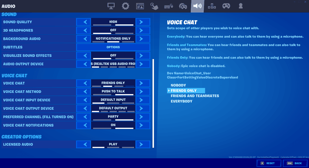 Il menu delle impostazioni audio e chat in Fortnite.