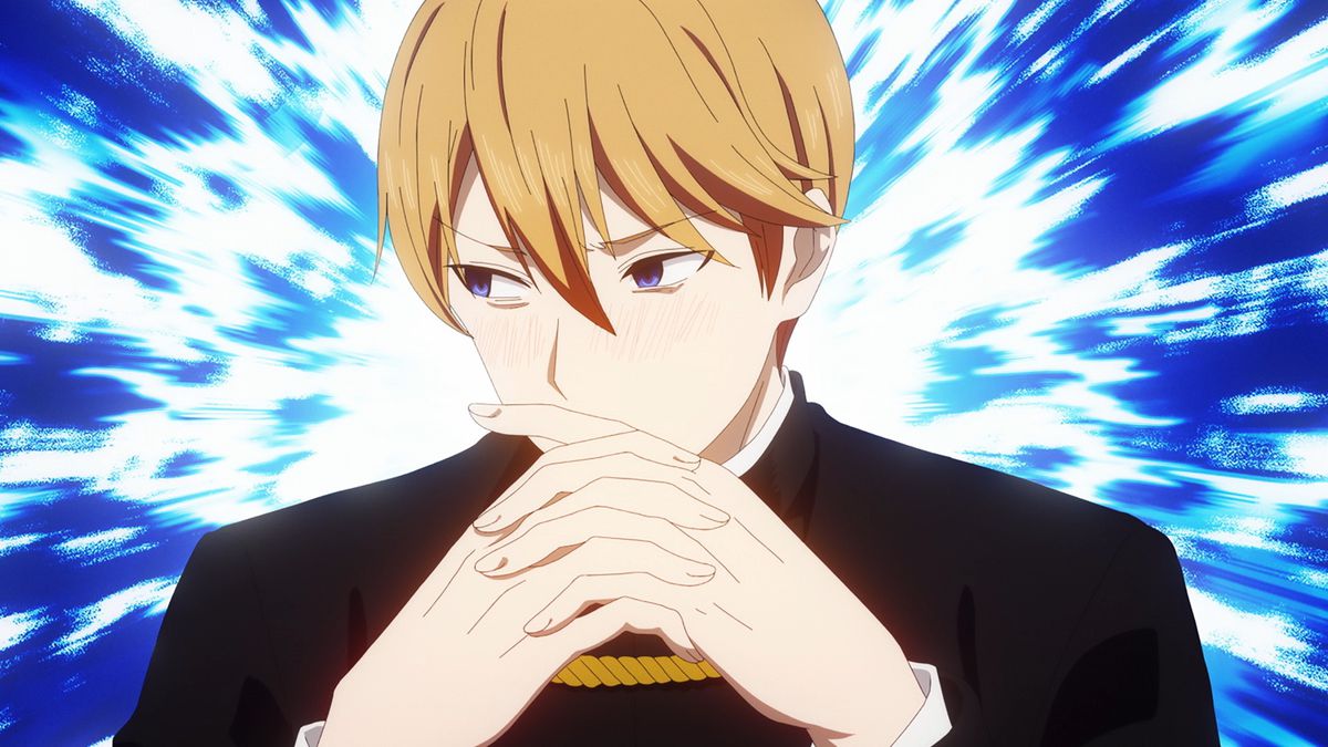 La co-protagonista di Kaguya-sama: Love is War Miyuki Shirogane, una studentessa delle superiori con corti capelli biondi e un leggero rossore, appare preoccupata su uno sfondo blu e bianco che esplode nel film Il primo bacio che non finisce mai