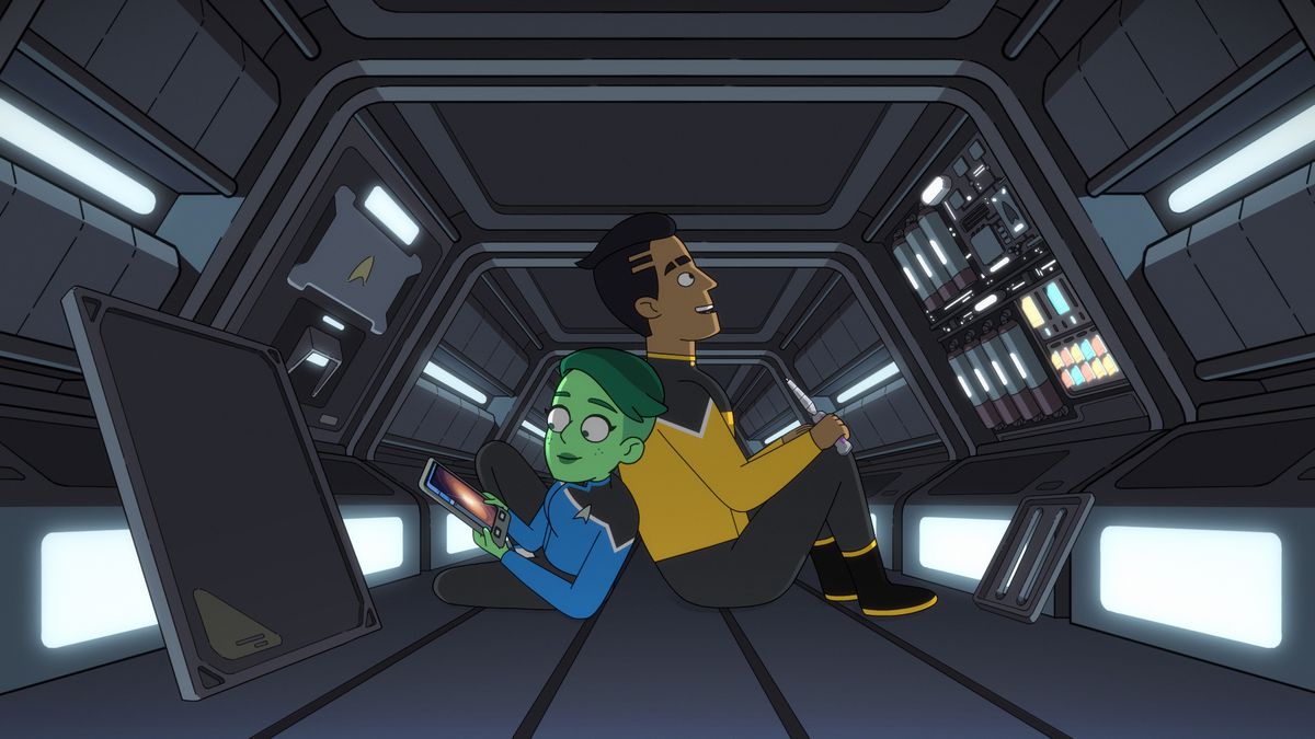 I personaggi di Two Star Trek: Lower Decks si stipano in un tubo di Jefferies per ignorarsi a vicenda. Evviva!