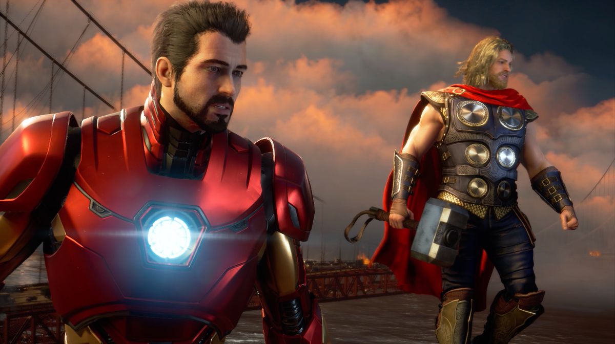 Iron Man e Thor si librano vicino al Golden Gate Bridge in uno screenshot dal gioco Marvel's The Avengers.