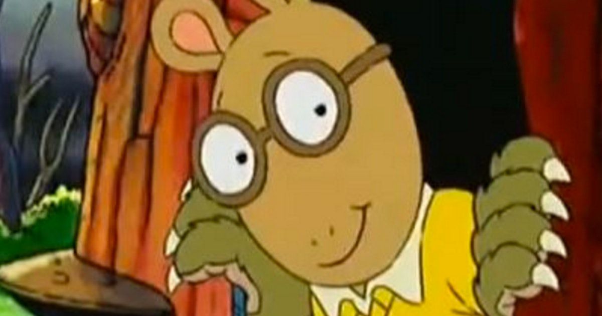Arthur indossa guanti con artigli spaventosi 