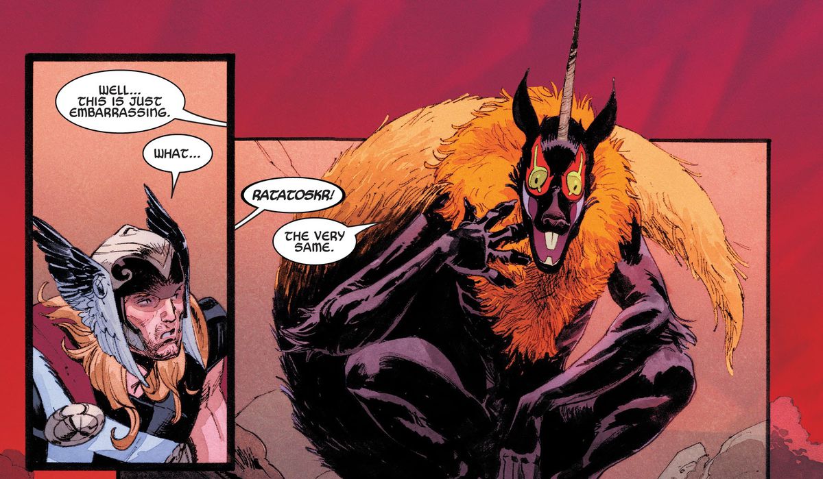Thor incontra Ratatoskr, il dio scoiattolo del male, con la sua pelliccia nera, gorgiera e coda arancione, occhi fissi rossi e gialli e un corno di unicorno a spirale, in Thor # 11, Marvel Comics (2020). 