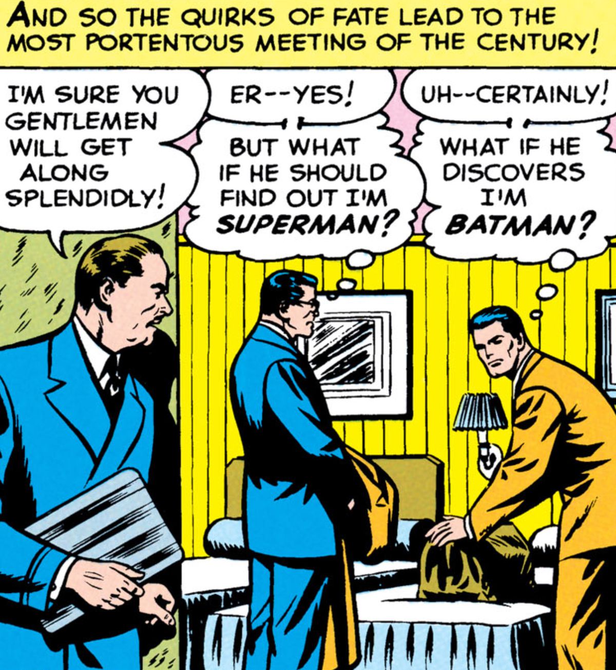 Un portiere mostra Clark Kent e Bruce Wayne nella loro stanza condivisa.  