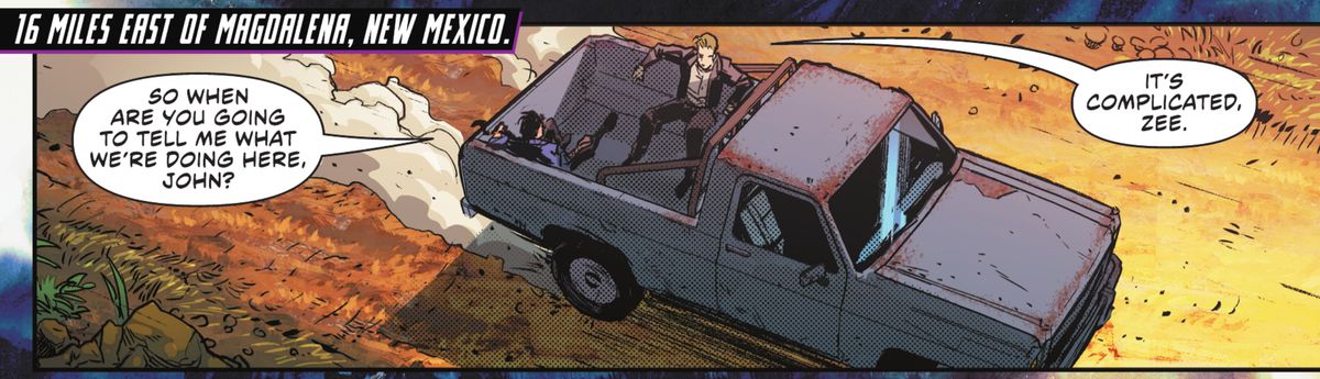 Zatanna e John Constantine nel pianale di un camion pianale, che viaggiano a tutta velocità.  