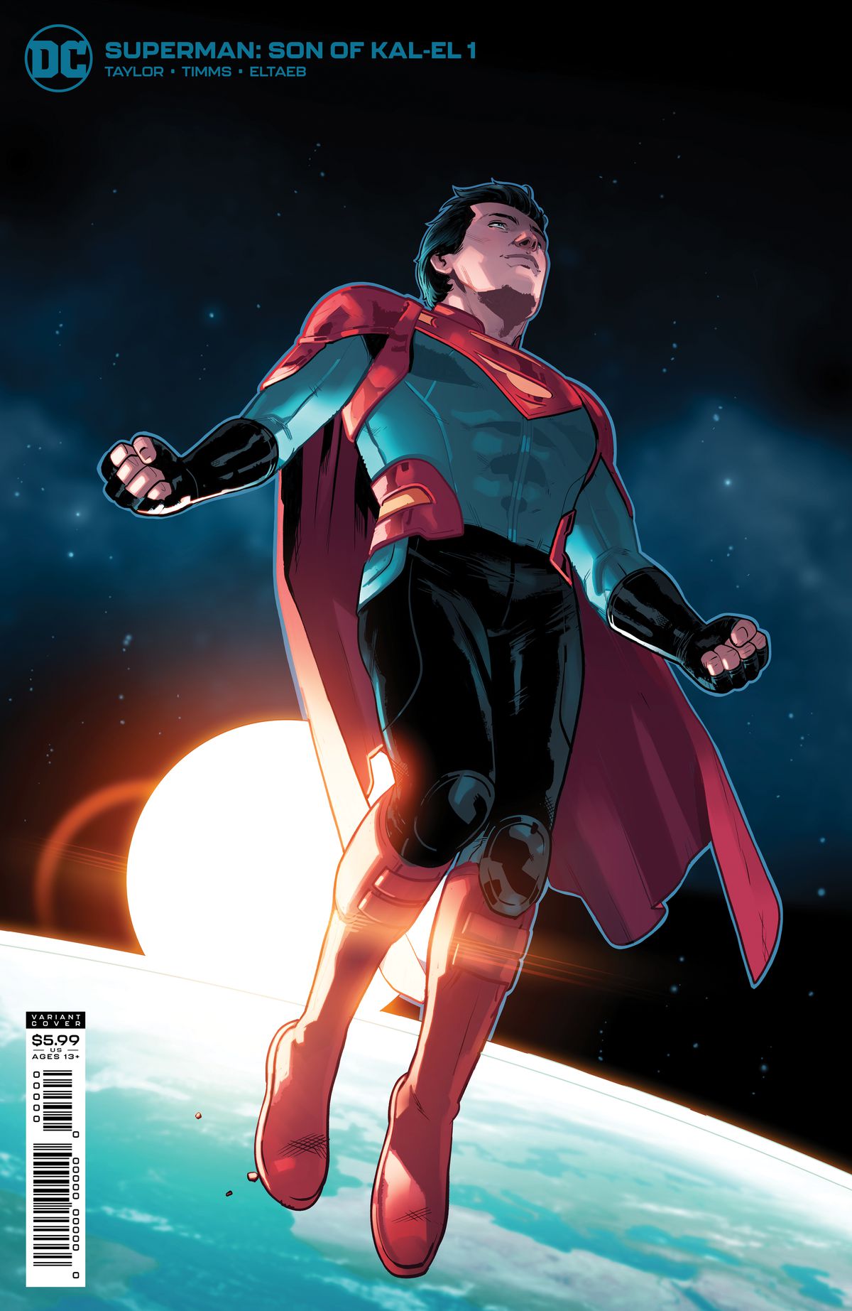 Jon Kent, Superboy / Superman si libra nello spazio mentre il sole sorge sopra l'orizzonte della terra dietro di lui sulla copertina di Superman: Son of Kal-El # 1, DC Comics (2021). 