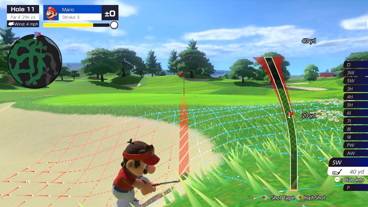 Mario tira un colpo di recupero dal lato di un bunker, con una mappa del terreno e un misuratore di tiro che mostrano come la sabbia e il pendio laterale influenzeranno il tiro.
