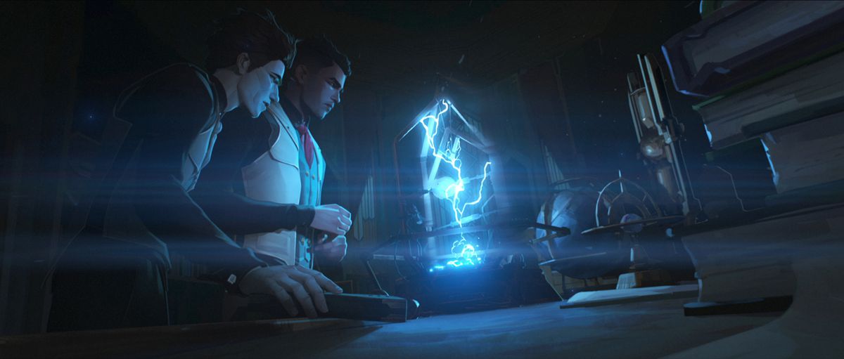 Jayce e Viktor guardano una luce blu esplosiva che fa parte della loro ricerca Hextech in un'immagine di Arcane di Netflix