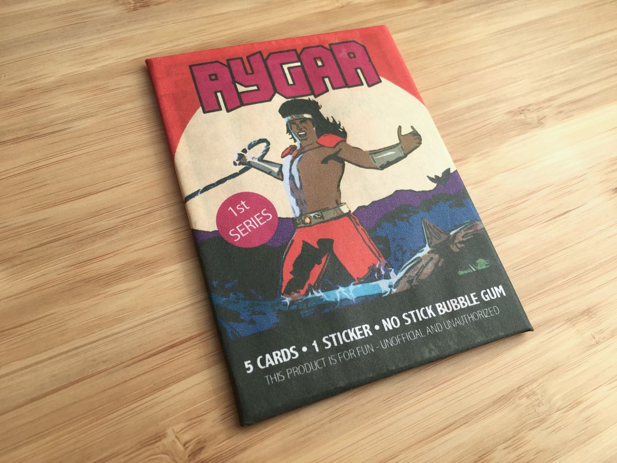 Un pacchetto di carte collezionabili di cera dalla versione deluxe di The Legend of Argus: The Complete History of Rygar