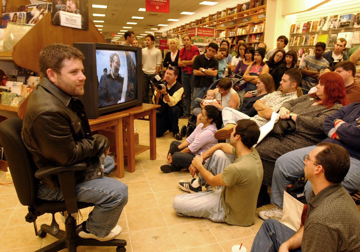 “Lord of the Rings” Promotional Event - Sean Astin and Lord of the Rings fans watch a documentary on the making of the movies at a bookstore event