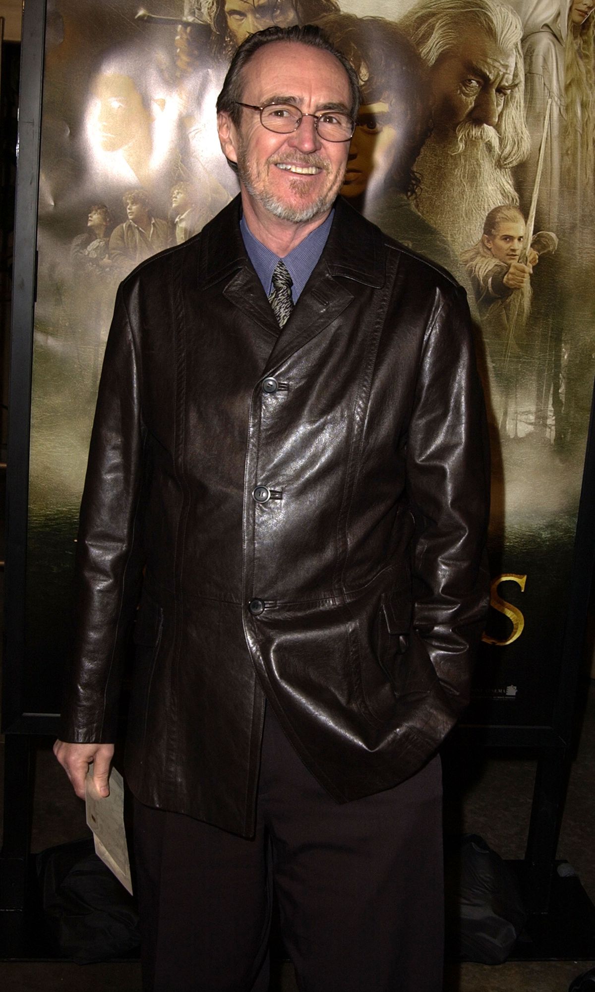 Wes Craven on the red carpet at the Los Angeles premiere of The Lord of the Rings: The Fellowship of the Ring