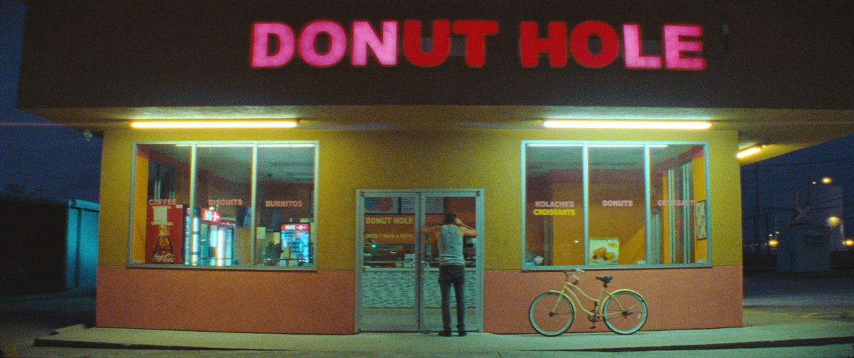 Il negozio di Donut Hole nel film Red Rocket