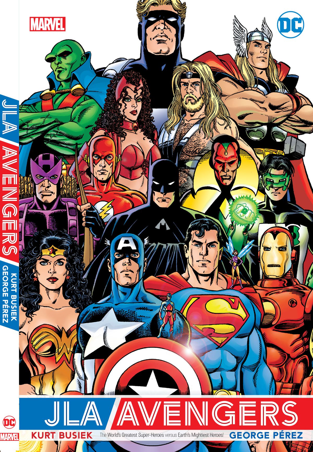 Una miriade di supereroi DC e Marvel è assemblata sulla copertina e sul dorso di JLA/Avengers (2022). 