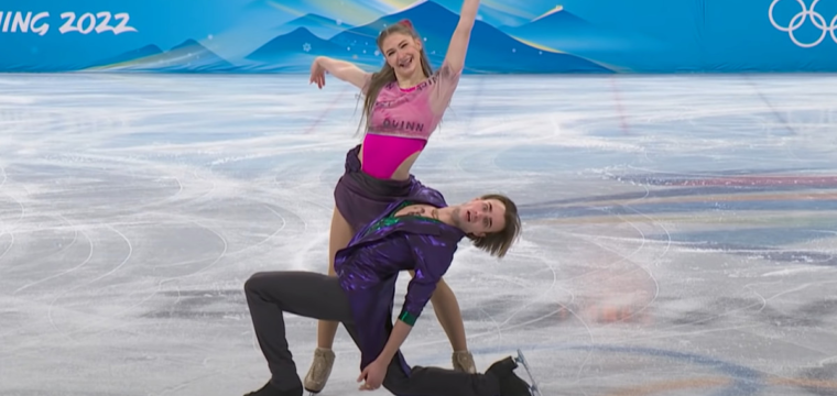 Joker e Harley Quinn sono arrivati ​​alle Olimpiadi grazie al duo tedesco di ballerini sul ghiaccio