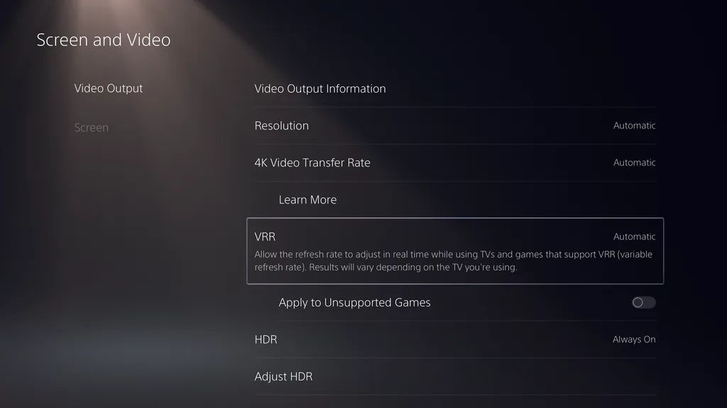 immagine della schermata delle impostazioni nella PlayStation 5 che mostra un'opzione per applicare il supporto VRR ai giochi non supportati
