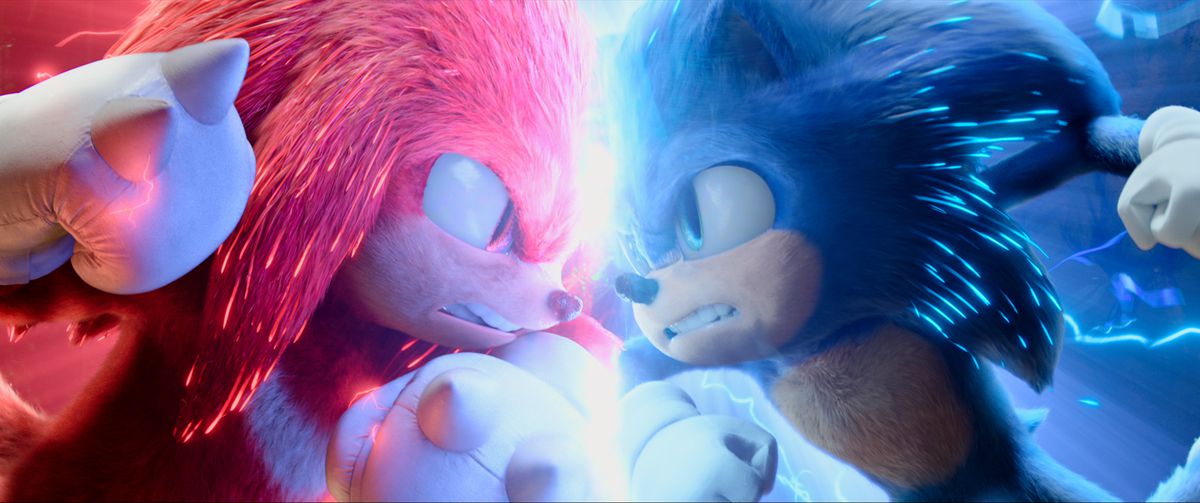 Knuckles e Sonic si affrontano, faccia a faccia, in una foto di Sonic the Hedgehog 2