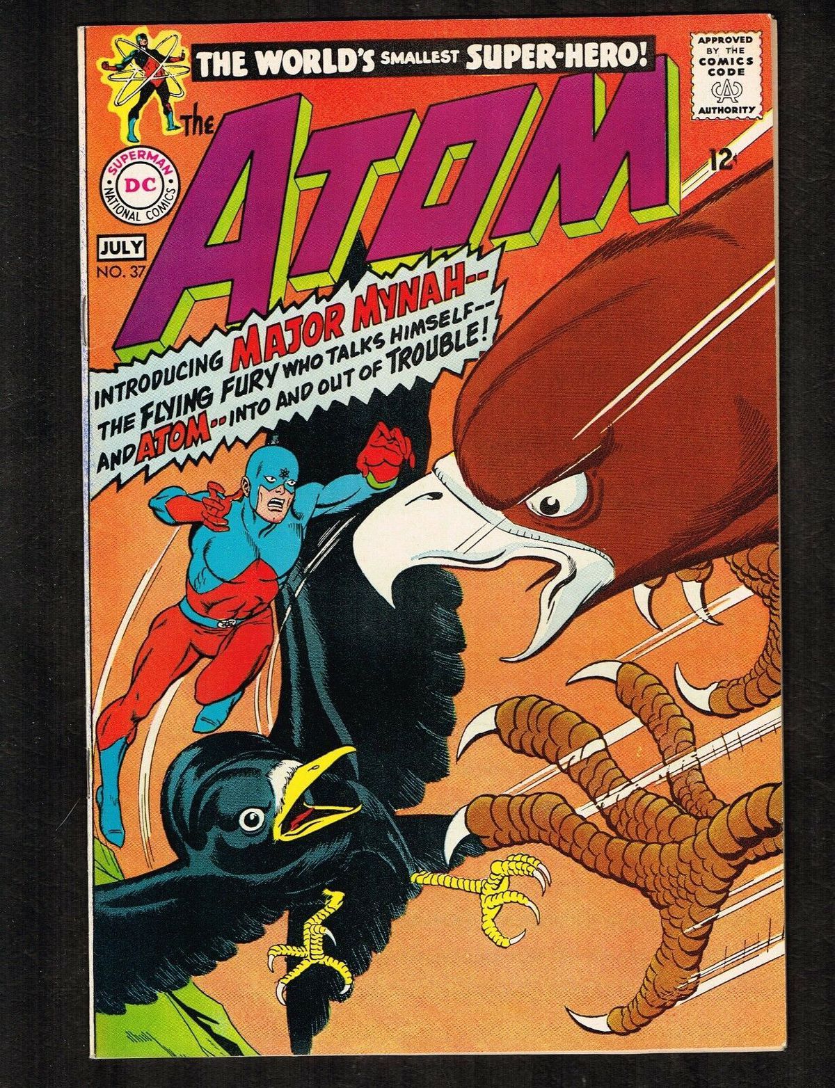 Atom e Major Mynah combattono insieme contro un uccello ancora più grande