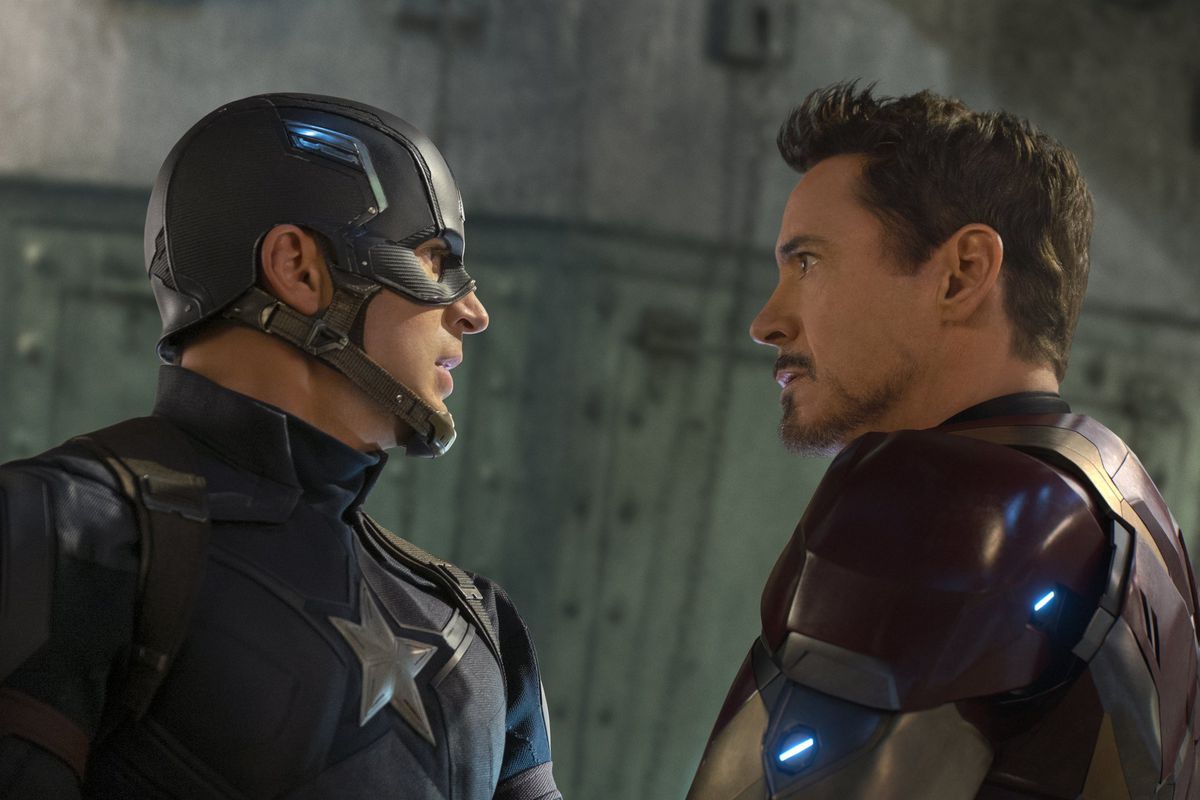 Captain America Civil War - Steve Rogers e Tony Stark
