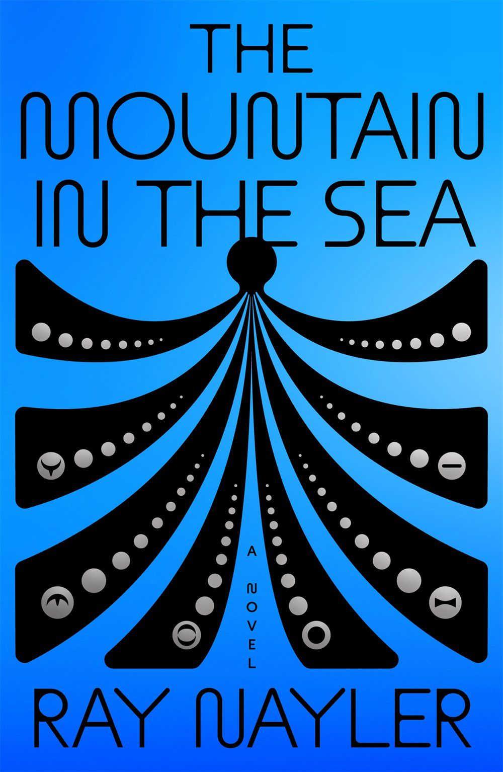 Immagine di copertina per The Mountain in the Sea di Ray Nayler, con una figura illustrata simile a un polpo con simboli all'estremità di ogni 