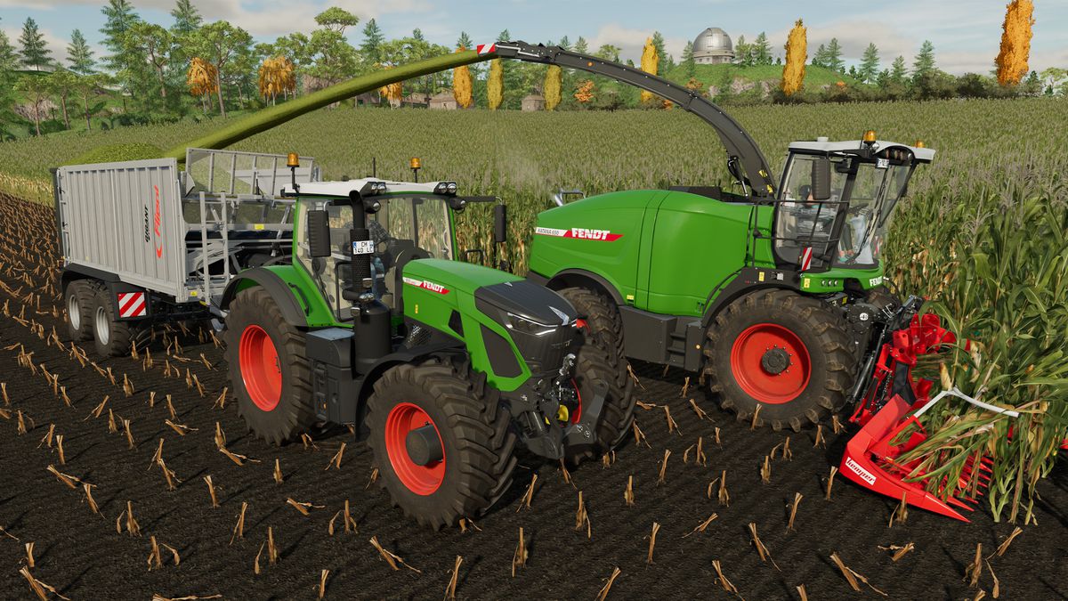 Una grande macchina verde Fendt Katana 650 che trebbia attraverso un campo di mais in Farming Simulator 22.