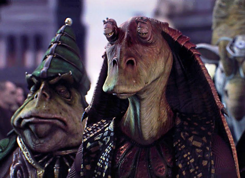 Jar Jar Binks piange la morte di Padme in piedi accanto a Boss Nass in Star Wars: La vendetta dei Sith